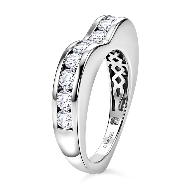 D'Joy Moissanite 1.10 ctw Ring in Rhodium Over Sterling Silver (Size 8.0)