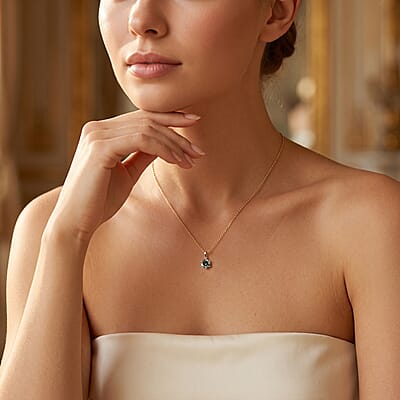 SGL Certified Luxuriant Lab Grown Green Diamond IR VS 2.00 ctw Midnight Crown Solitaire Pendant Without Chain in 10K Green Gold