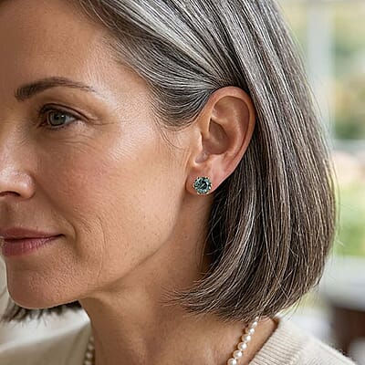 SGL Certified Luxuriant Lab Grown Green Diamond (IR) VS 2.00 ctw Midnight Crown Solitaire Stud Earrings in 10K Green Gold with White Gold Screw Back