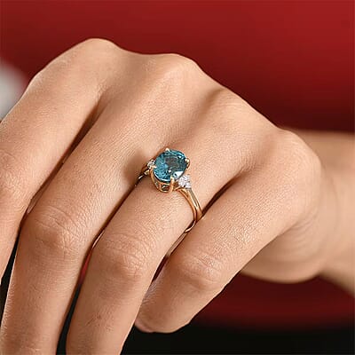 Luxoro AAAA Cambodian Blue Zircon and Diamond I2 4.75 ctw Ocean Light Ring in 10K Yellow Gold (Size 5.0)