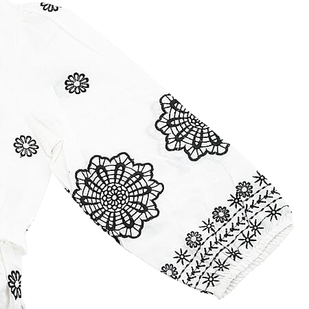 White & Black / 1X - Product card gallery slide 3 (10226929402169)