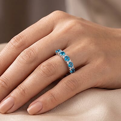 D'Joy Malgache Neon Apatite and Moissanite 0.65 ctw Ring in Platinum Over Sterling Silver (Size 7.0)