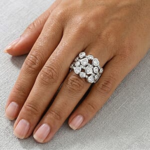 D'Joy White Topaz 2.10 ctw Ring in Rhodium Over Sterling Silver (Size 7.0)