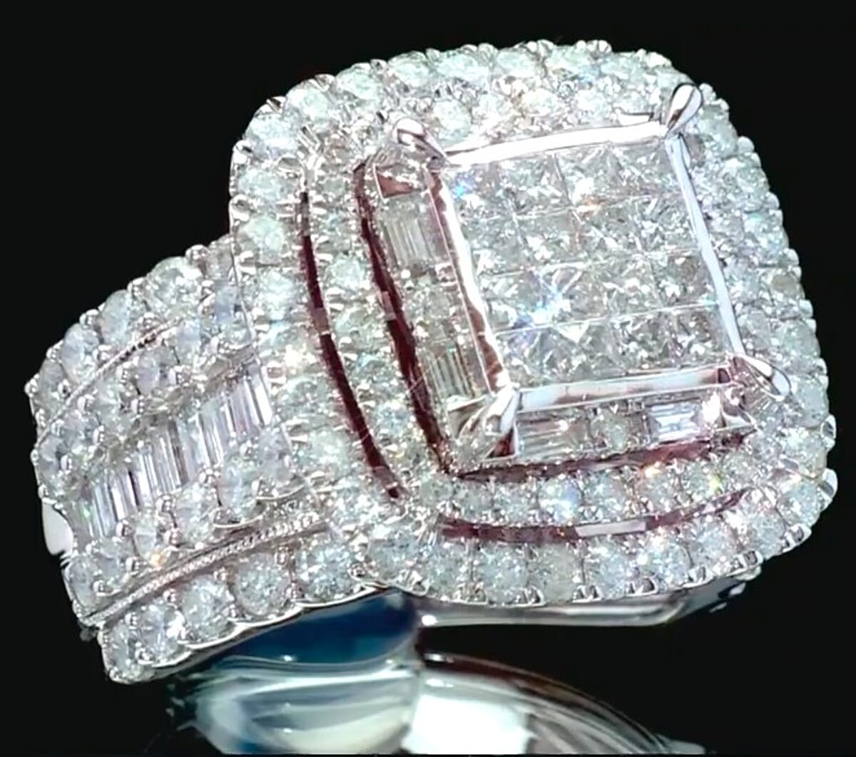 Diamond G, SI 4.00 ctw Ring in 10K White Gold (Size 7.0) image number 1