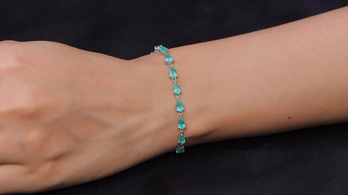 Rhapsody AAAA Boyaca Colombian Emerald 6.40 ctw Green Fire Cascade Bracelet in 950 Platinum (7.25 In) 5.20 Grams
