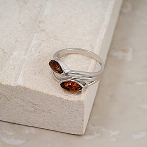 Baltic Amber Ring in Sterling Silver (Size 7.0)