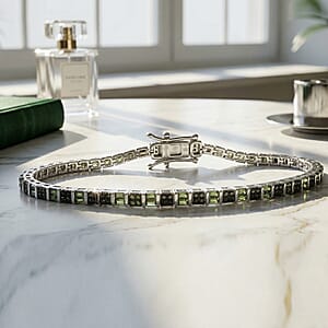 D'Joy Natural Green Diamond 1.00 ctw Classic Tennis Bracelet in Rhodium Over Sterling Silver (7.25 In)