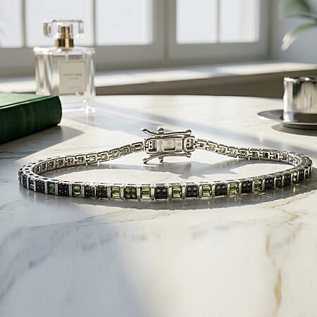 Green Diamond - Product card gallery slide 2 (10178489876793)