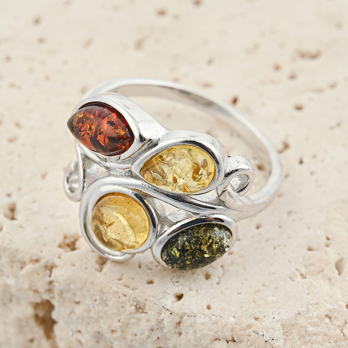 Baltic, Yellow and Green Amber Ring in Sterling Silver (Size 8.0) image number 1
