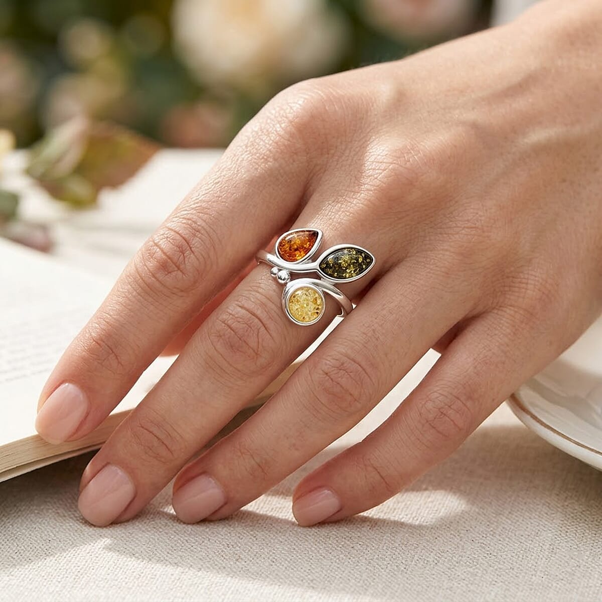 Baltic, Yellow and Green Amber Ring in Sterling Silver (Size 6.0) image number 2