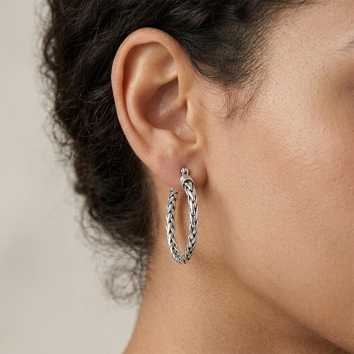 Bali Legacy Padian Texture Earrings in Sterling Silver 6.10 Grams image number 2