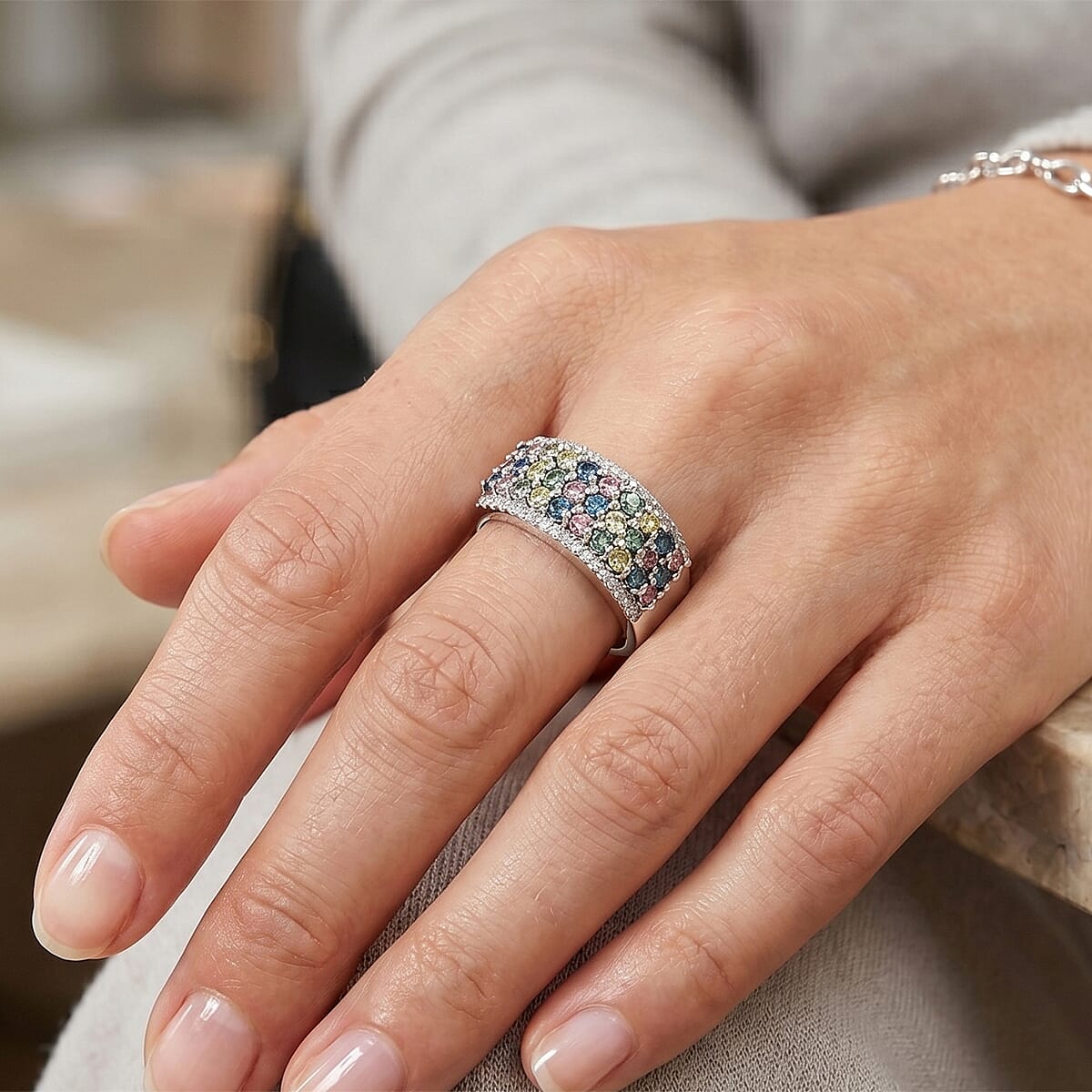 Luxuriant Lab Grown Multi Diamond SI 1.25 ctw Rainbow Sparkle Ring in Rhodium Over Sterling Silver (Size 6.0)