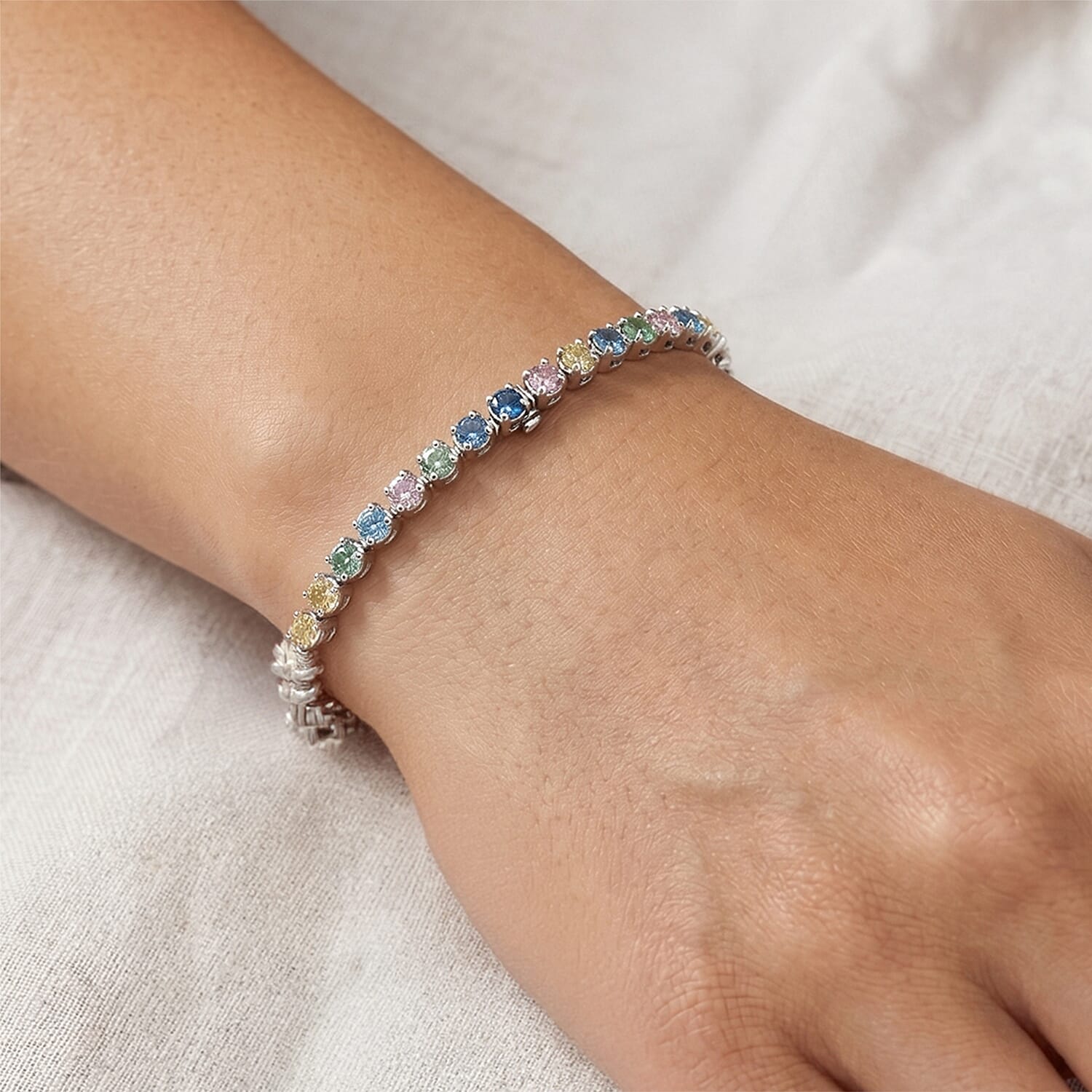 Luxuriant Lab Grown Multi Diamond SI 2.00 ctw Rainbow Sparkle Bracelet in Rhodium Over Sterling Silver (6.50 In)