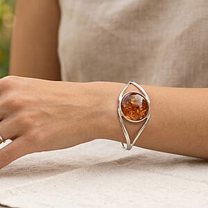 Baltic Amber Bangle Bracelet in Sterling Silver (7.0 In)