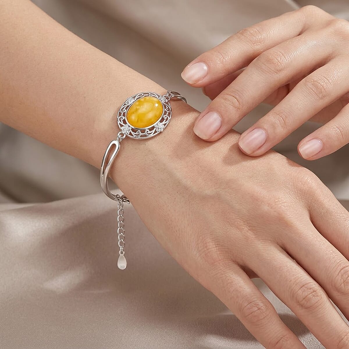 Butterscotch Amber, Simulated Diamond 0.80 ctw Bracelet in Sterling Silver (6.5-7.5In) image number 2
