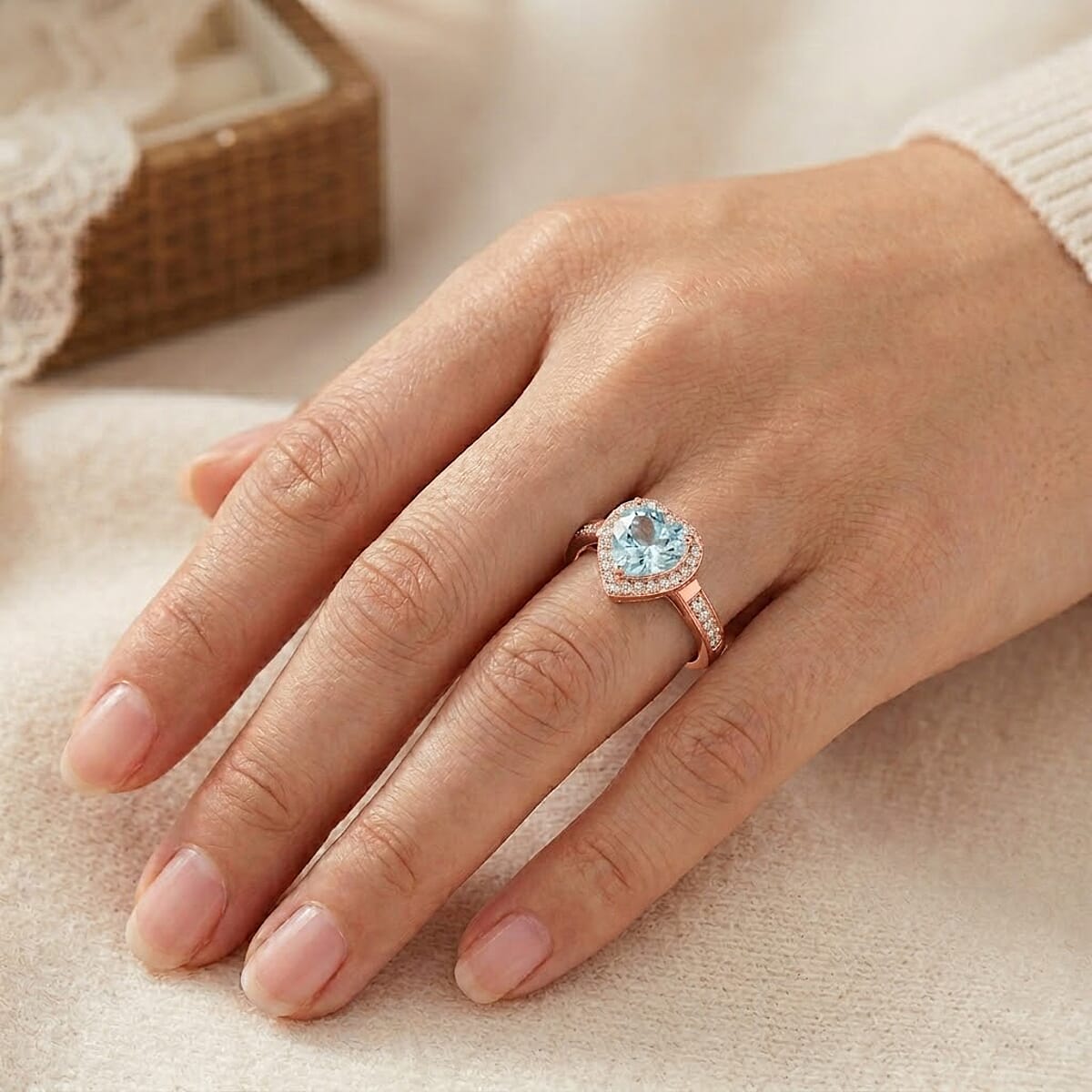 D'Joy Premium Mangoro Aquamarine and Diamond 1.42 ctw Ring in 18K Vermeil Rose Gold Over Sterling Silver (Size 6.0) image number 2