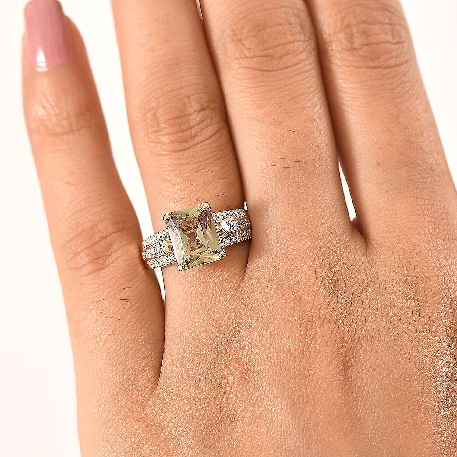 Certified & Appraised Luxoro AAA Turkizite and Diamond I2 4.25 ctw Ring in 10K Yellow Gold (Size 6.0)