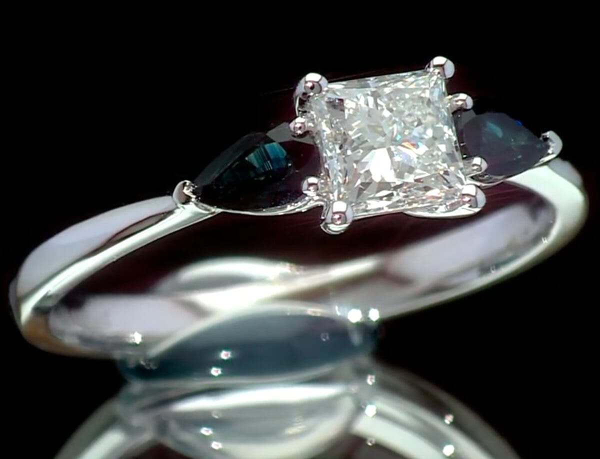 Modani Closeout Princess Cut White Diamond E- F, VVS and Blue Sapphire 1.20 ctw Ring in 950 Platinum (Size 5.0) image number 4