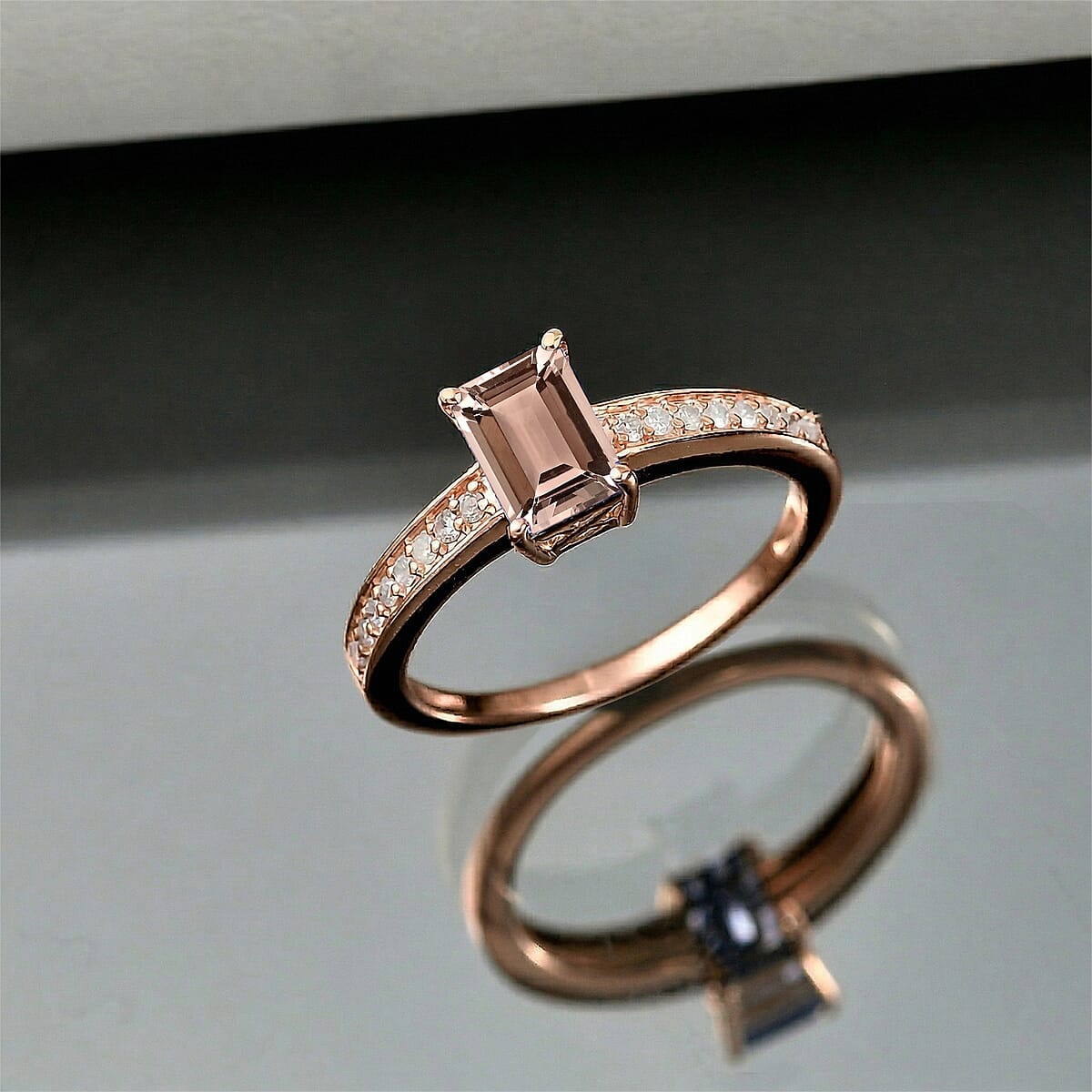 Luxoro AAA Marropino Morganite and Diamond I2 1.04 ctw Ring in 14K Rose Gold (Size 7.5) image number 1