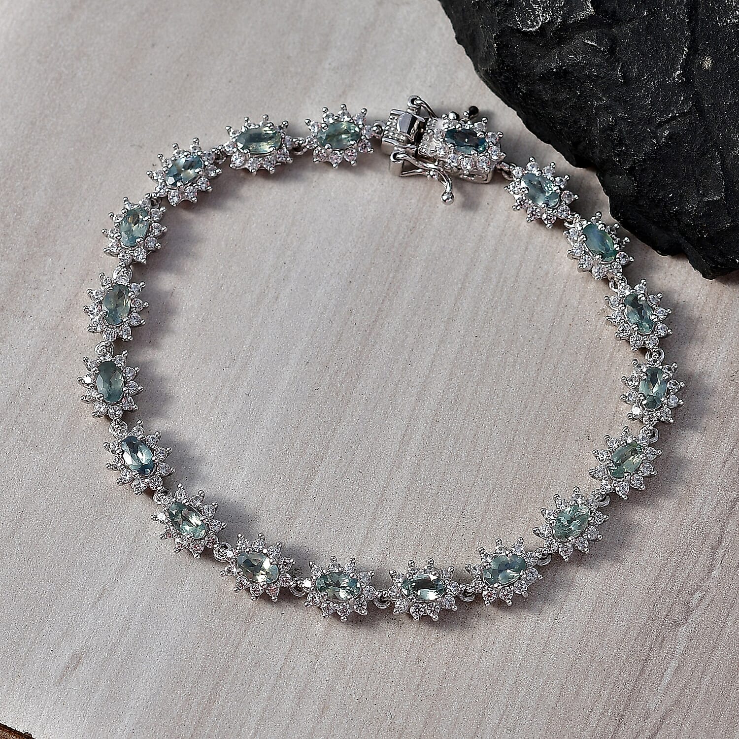 D'Joy Premium Narsipatnam Alexandrite and White Zircon 8.80 ctw Twinkling Starlight Bracelet in Rhodium Over Sterling Silver (7.25 In)