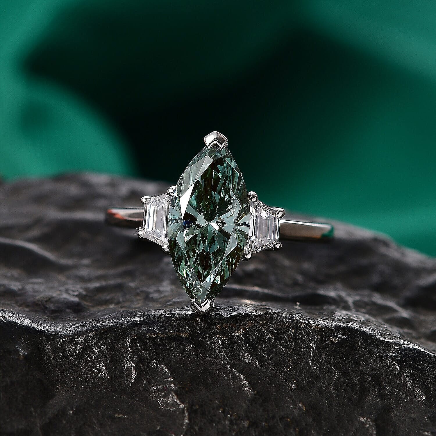 Luxuriant Lab Grown Green Diamond IR and Lab Grown Diamond VS 3.00 ctw Celestial Green Spark Ring in 950 Palladium (Size  10.5)