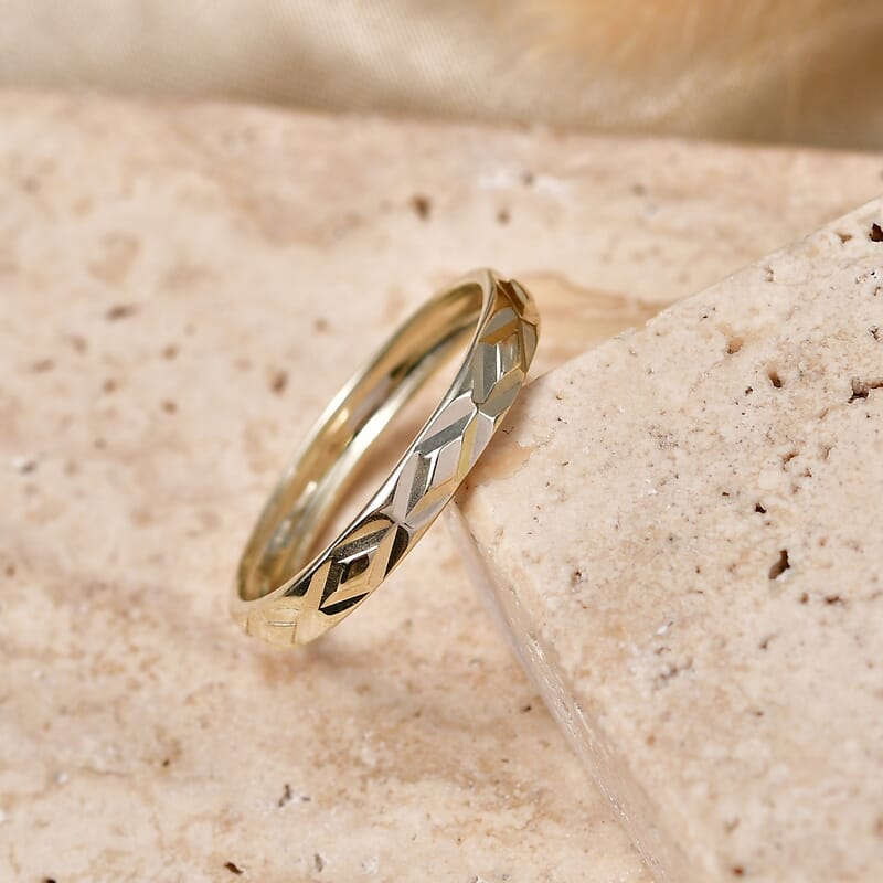 Luxoro Band Ring in 10K Green Gold (Size 6.0) 1.27 Grams