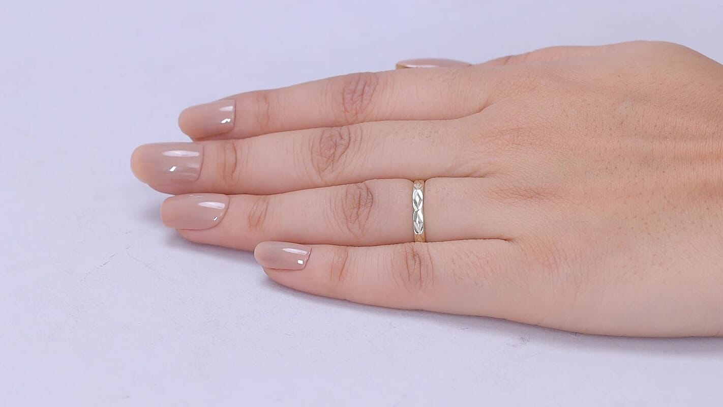 Luxoro 10K : Green : Gold : Standard  Band Ring,  Gold Wt. 2 g
