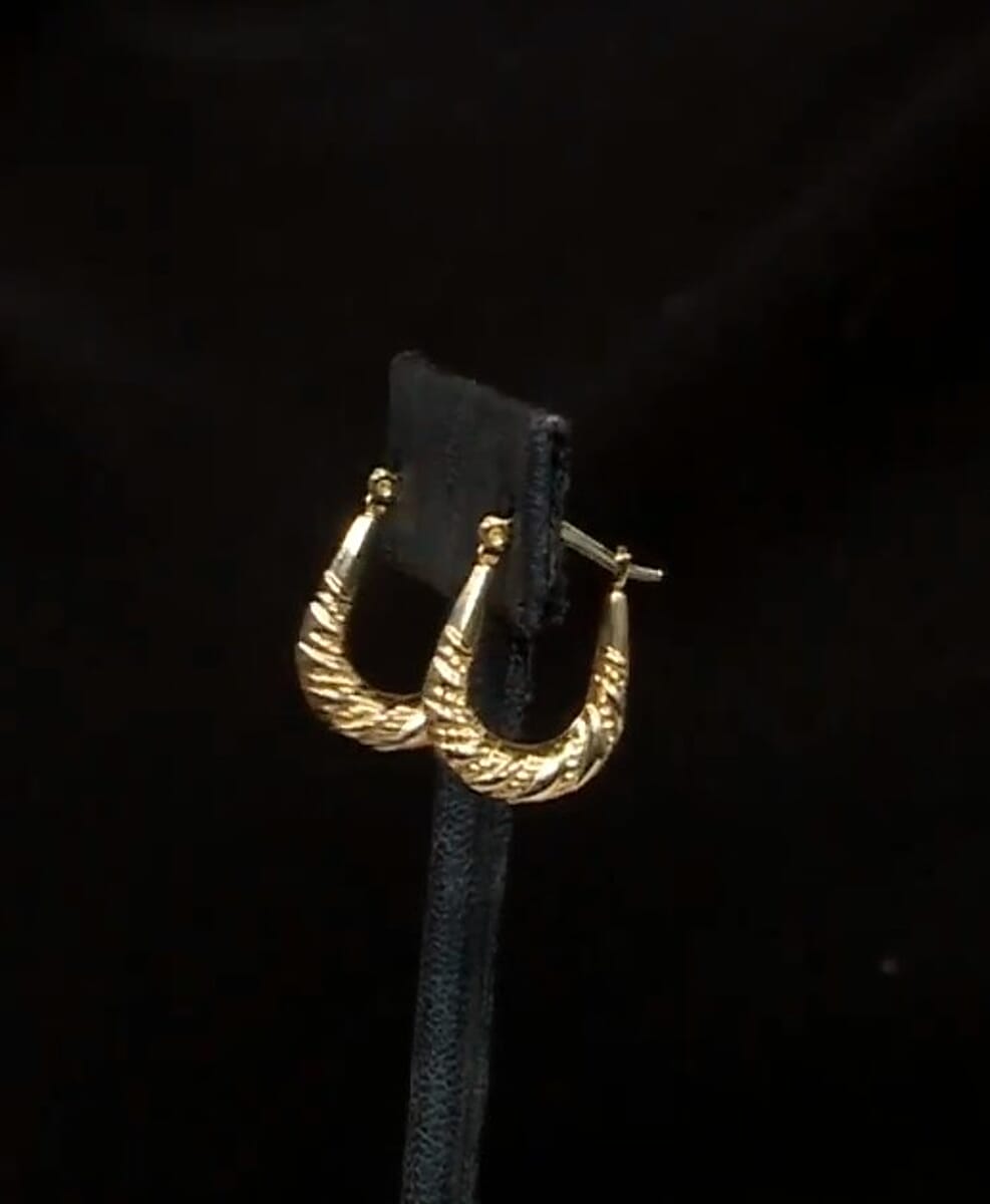 Horseshoe Hoop Earrings in 10K Yellow Gold 0.90 Grams image number 2
