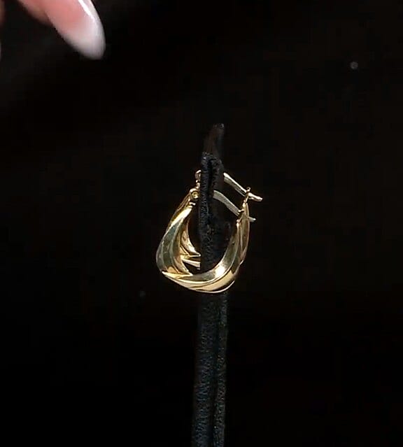Twist Hoop Earrings in 10K Yellow Gold 1 Grams