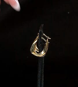 10K Yellow Gold Twist Hoop Earring (1 g)