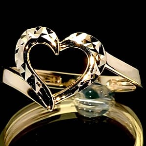 Diamond Cut Heart Ring in 10K Yellow Gold (Size 5.0) 1.50 Grams
