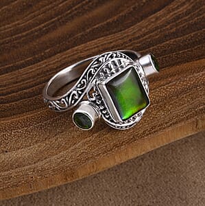 Bali Legacy Canadian Ammolite and Chrome Diopside 0.70 ctw Ring in Sterling Silver (Size 6.0)