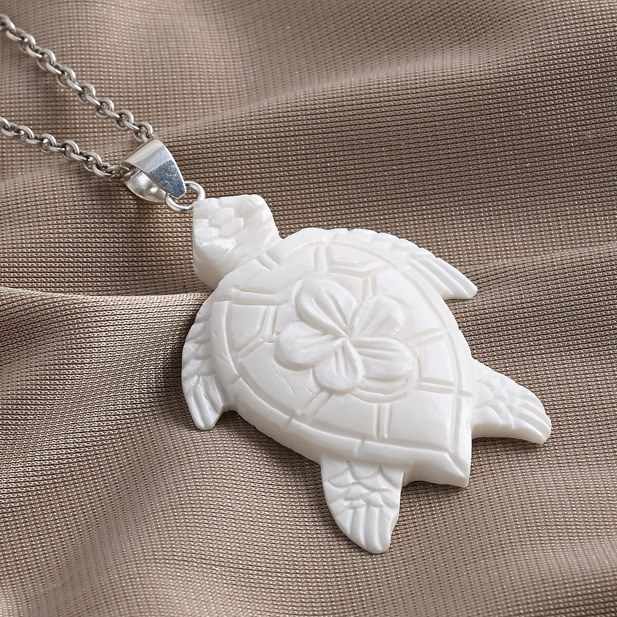 Bali Goddess Carved Bone Turtle Pendant without Chain in Sterling Silver image number 1