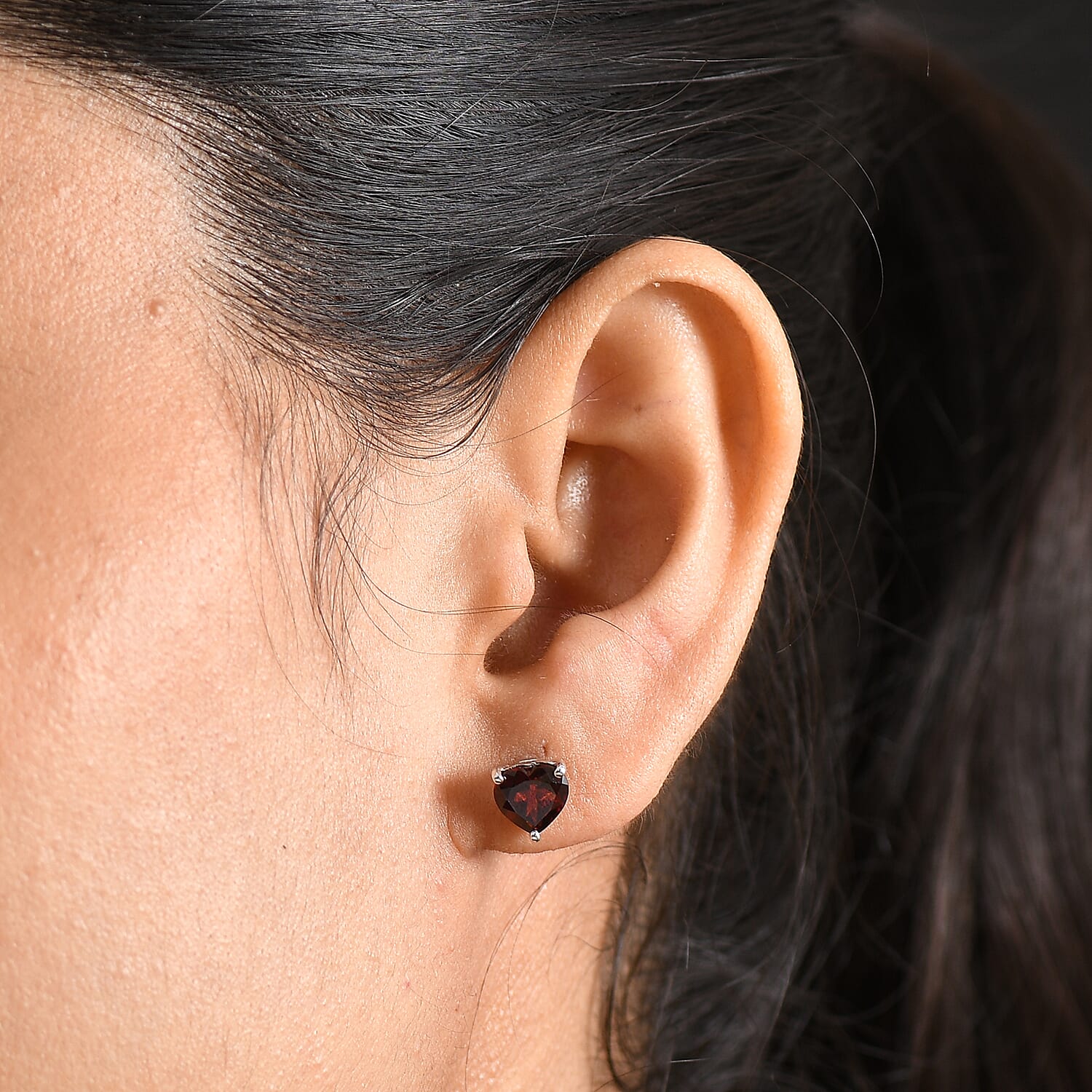 D'Joy Mozambique Garnet 1.50 ctw Heart Stud Earrings in Platinum Over Sterling Silver