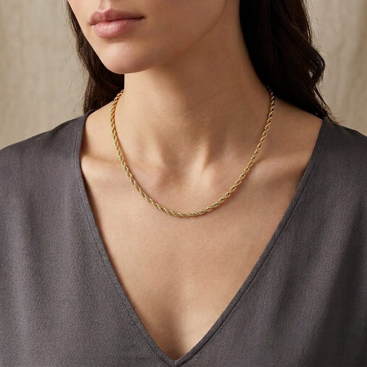 2.3mm Silk Rope Chain Necklace in 14K Yellow Gold (18 Inches) 2.37 Grams image number 2