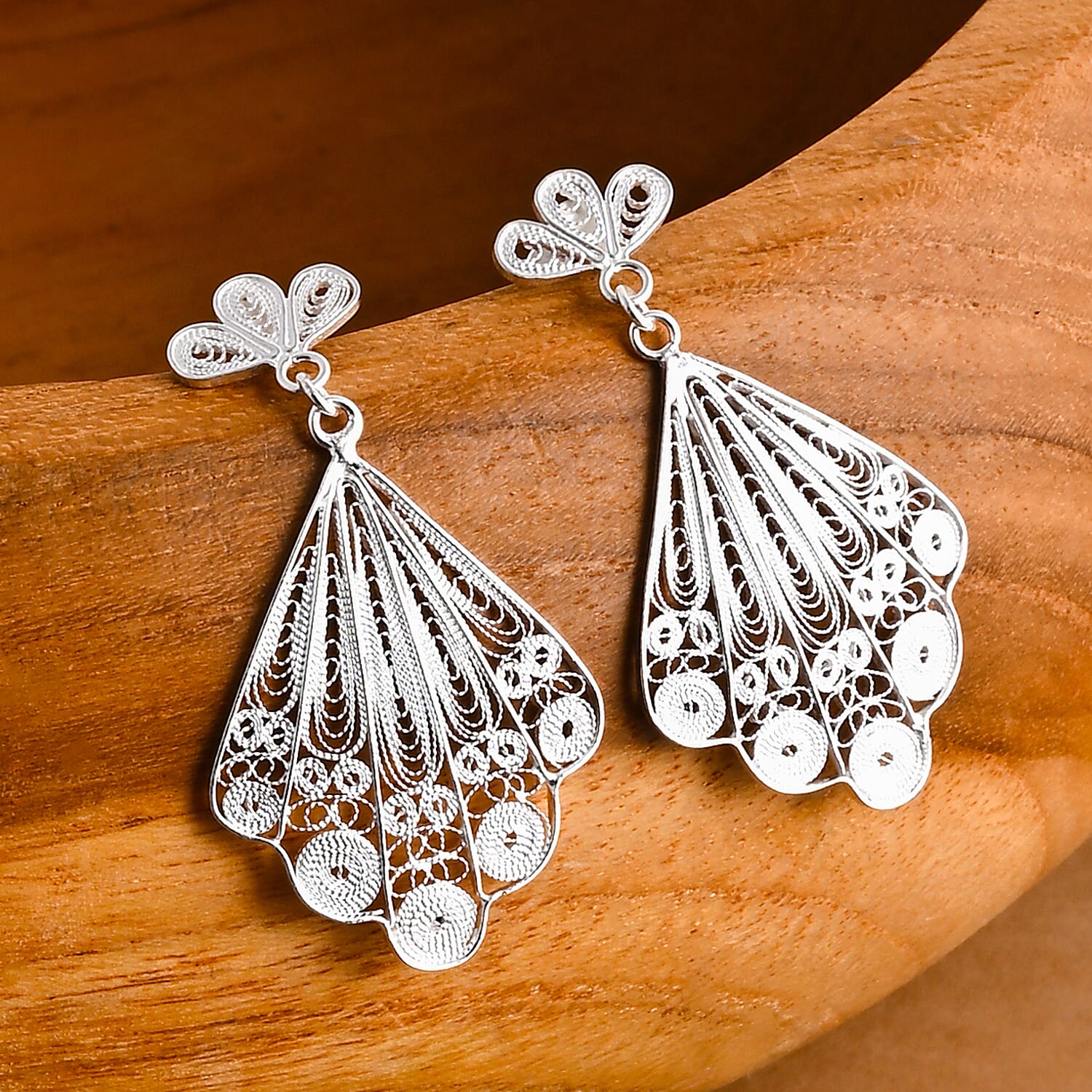 Artistry Tarakashi Collection Earrings in Sterling Silver 4.75 Grams