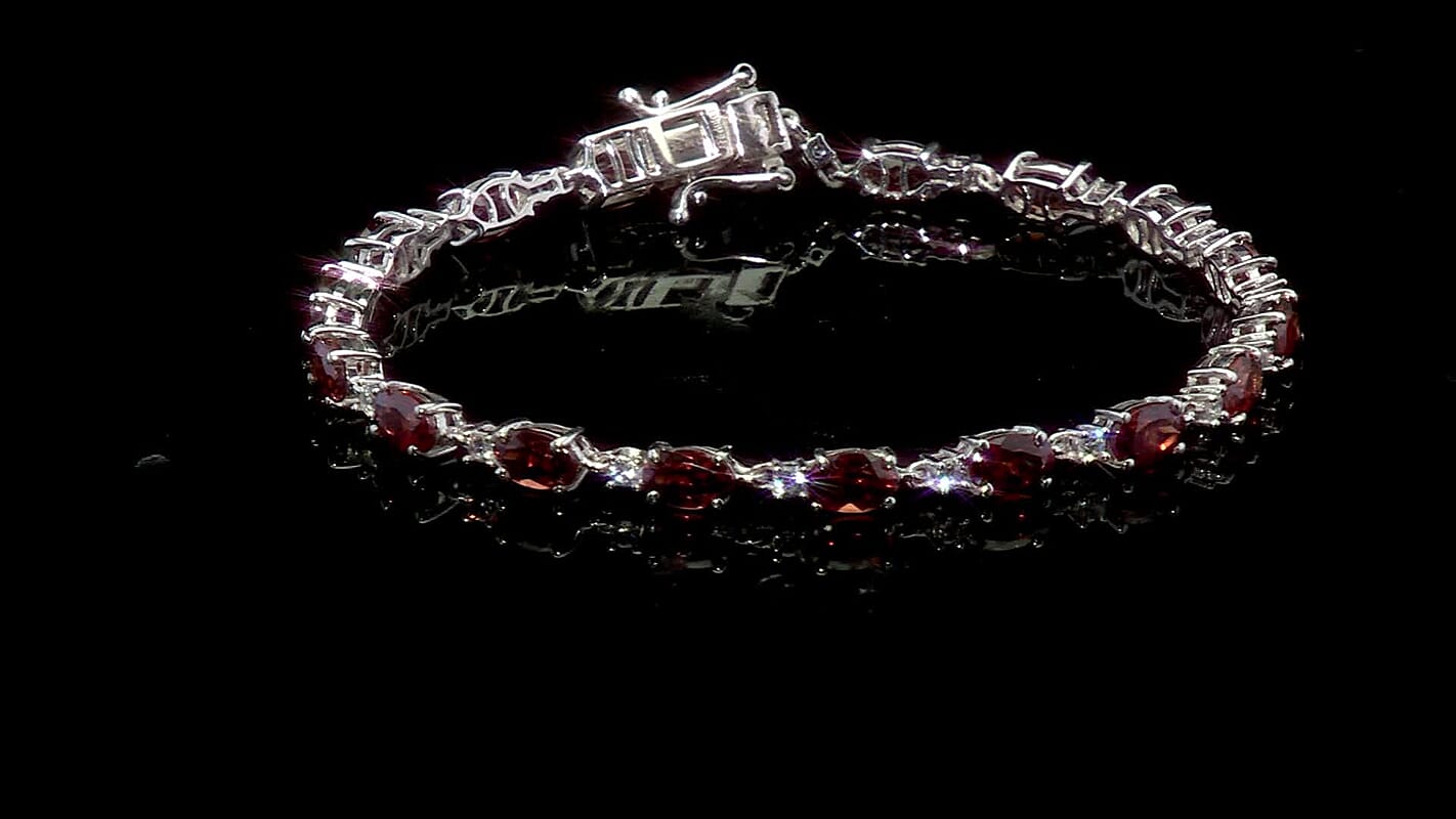 D'Joy AAA Red Zircon, White Zircon Line Bracelet in Rhodium Over Sterling Silver (6.50 In) 12.25 ctw