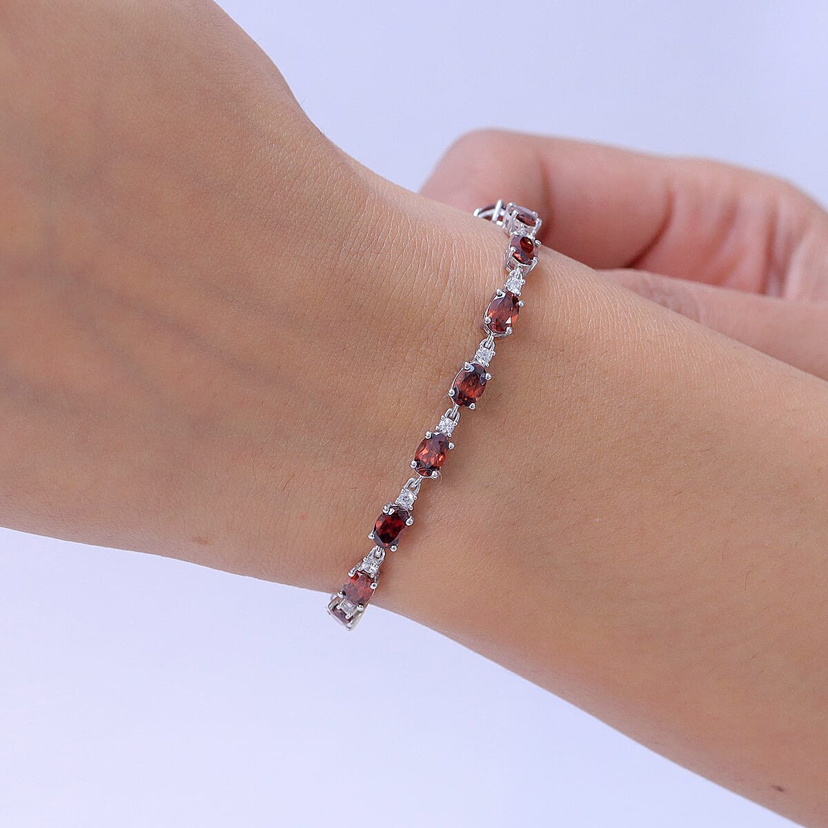 D'Joy AAA Red Zircon and White Zircon 15.25 ctw Sky Blue Sparkle Bracelet in Rhodium Over Sterling Silver (8.00 In) (Del. in 8-10 Days) image number 2