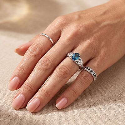 EverTrue London Blue Topaz and White Zircon 1.00 ctw Ring in Platinum Bond (Size 6)