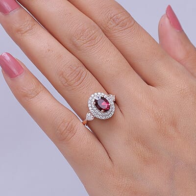 Certified and Appraised D'Joy Premium Tanzanian Mahenge Garnet and Moissanite 2.60 ctw Ring in 18K Vermeil Rose Gold Over Sterling Silver (Size 6.0)
