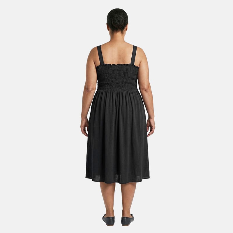 Amanda Paige Sleeveless Black Smocking Sundress- M