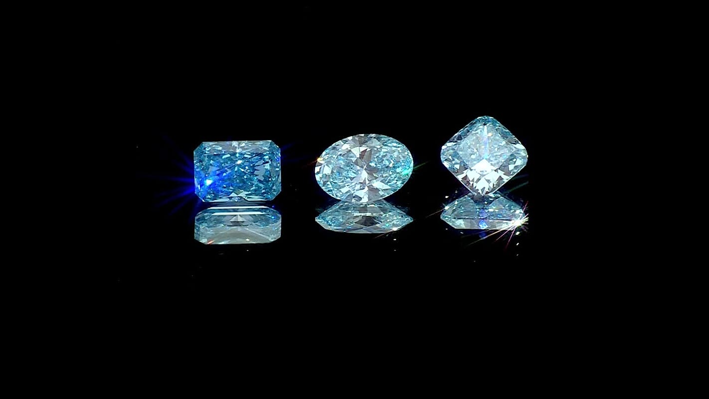 IGI Certified Luxuriant Lab Grown Blue Diamond (Radiant) (VS2) 3.00 ctw
