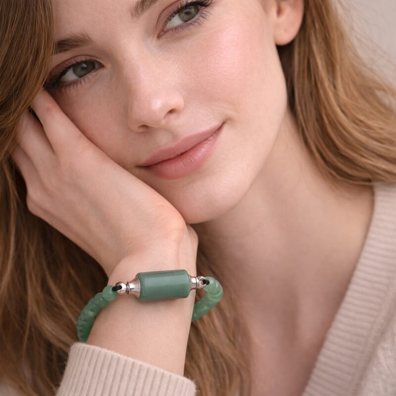 Green Aventurine 70.00 ctw Beaded Bracelet in Silvertone (6-8.5In)