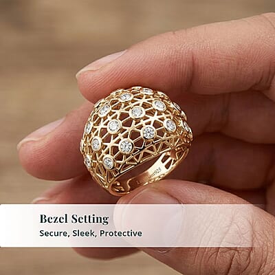 Luxuriant Lab Grown Diamond G-H SI 1.35 ctw Ring in 18K Vermeil Yellow Gold Over Sterling Silver (Size 6.0)