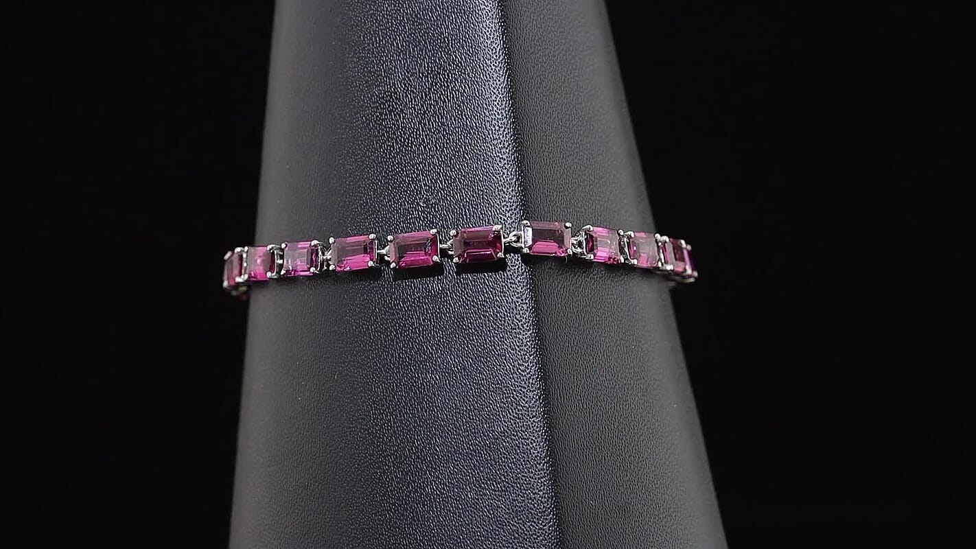 950 Palladium AAA Radiant Ember Garnet Classic Tennis Bracelet (7.25 In) 16.20 ctw