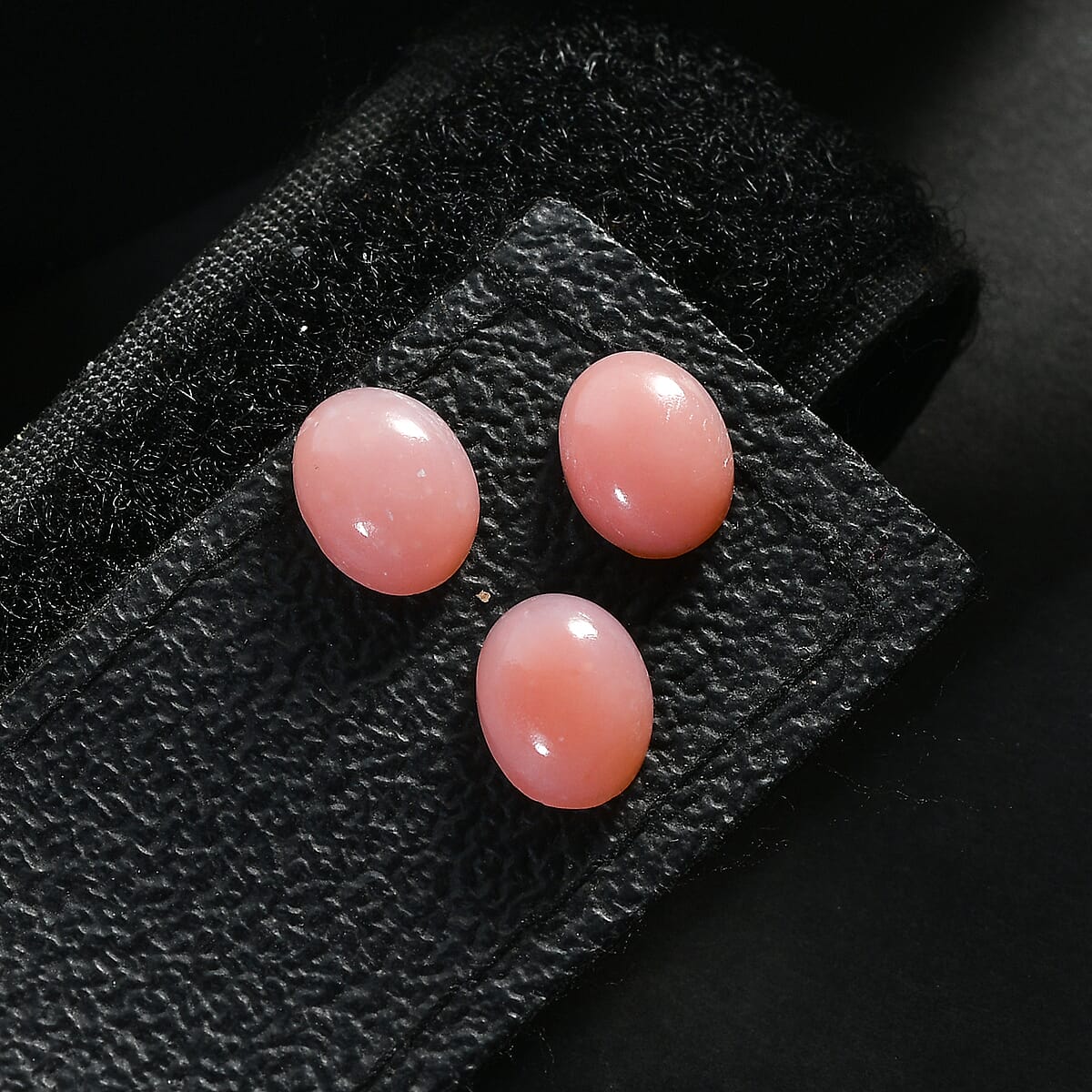 Peruvian Pink Opal Set of 3 (Ovl 9x7 mm) 4.75 ctw image number 1