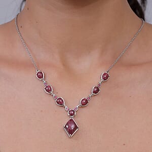 EverTrue Premium Norwegian Thulite and Orissa Rose Garnet 21.10 ctw Drop Line Necklace in Platinum Bond 18-20 Inches