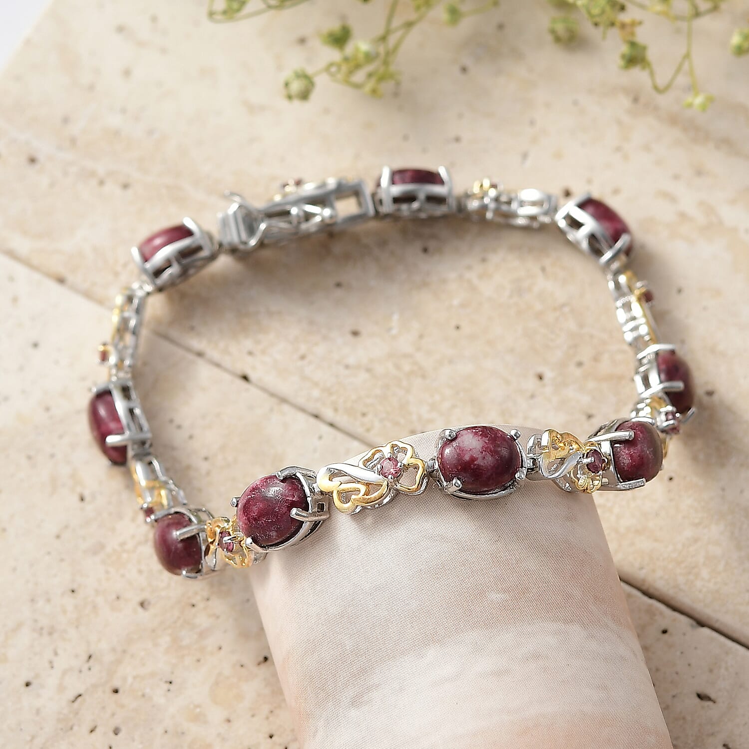 EverTrue Premium Norwegian Thulite and Orissa Rose Garnet 16.75 ctw Blooming Floral Bracelet in 18K YG Plated and Platinum Bond (7.25 In)