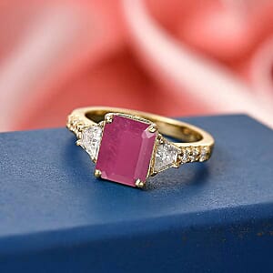 D'Joy Niassa Ruby (FF) and Moissanite 4.40 ctw Ring in 18K Vermeil Yellow Gold Over Sterling Silver (Size 5.0)