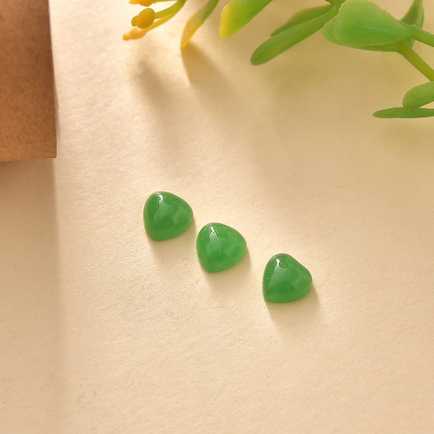 Premium Green Jade (D) Set of 3 (Hrt 6 mm) 3.04 ctw